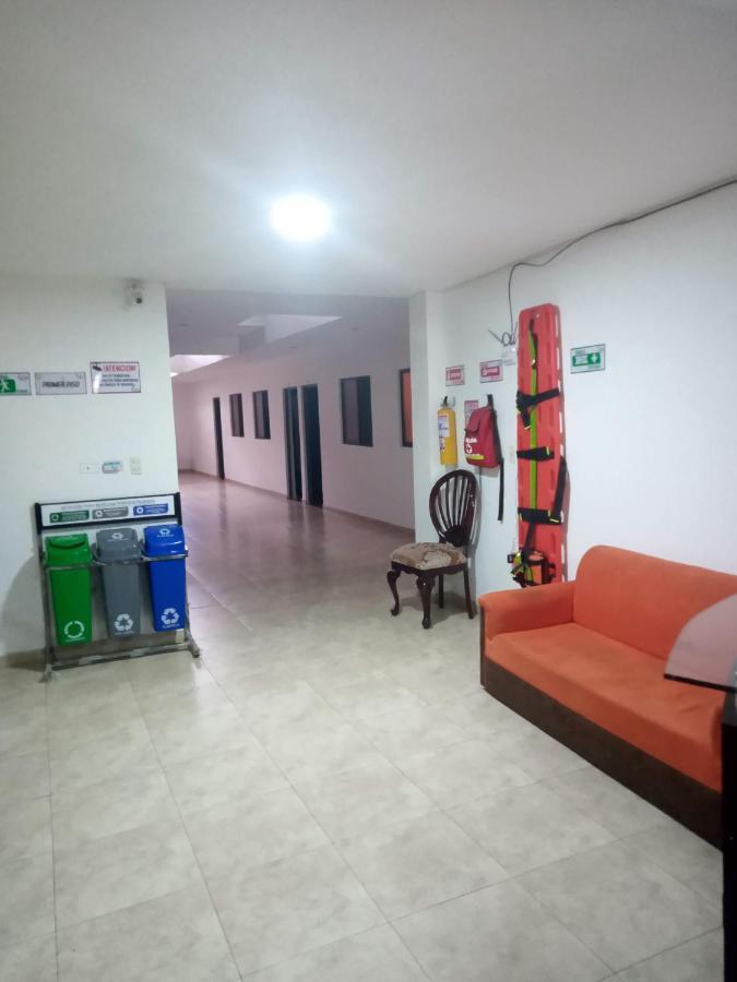 Hotel Del Parque Velez Exteriör bild